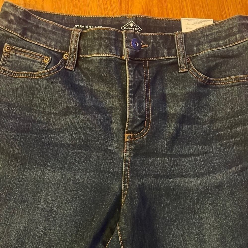 St. John’s Bay Women’s Straight Leg Jeans Size 8 – NWT - Picture 5 of 8